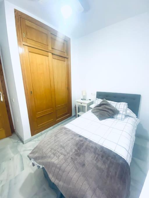 Apartamento De Dos Dormitorios En Almeria. Buitenkant foto