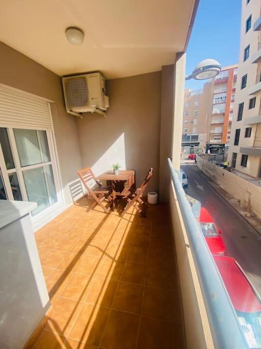 Apartamento De Dos Dormitorios En Almeria. Buitenkant foto