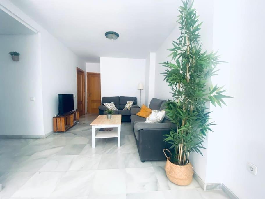 Apartamento De Dos Dormitorios En Almeria. Buitenkant foto